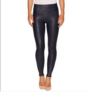 🎉SPANX FAKE Faux leather leggings Size Small🎉